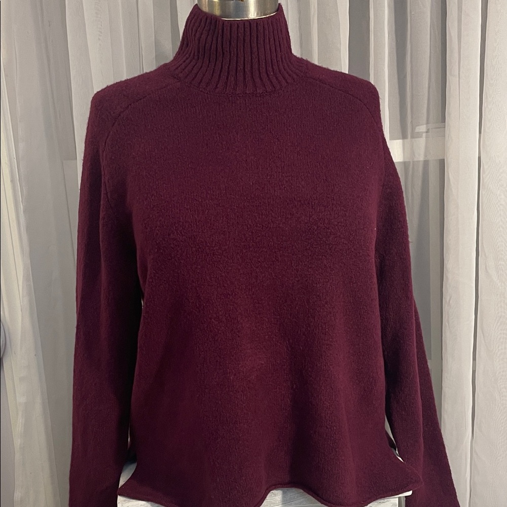 Sonoma Women's Deep Burgundy Turtleneck Sweater Size Small